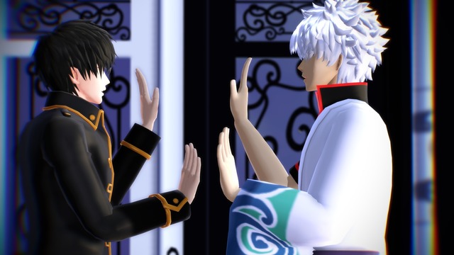 花瓶に触れた二人用カメラ